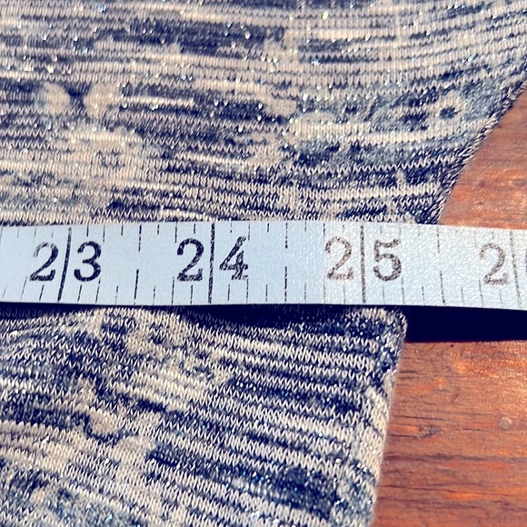 Faded Glory Maternity Light Weight Sweater Open Back - Picture 5 of 6